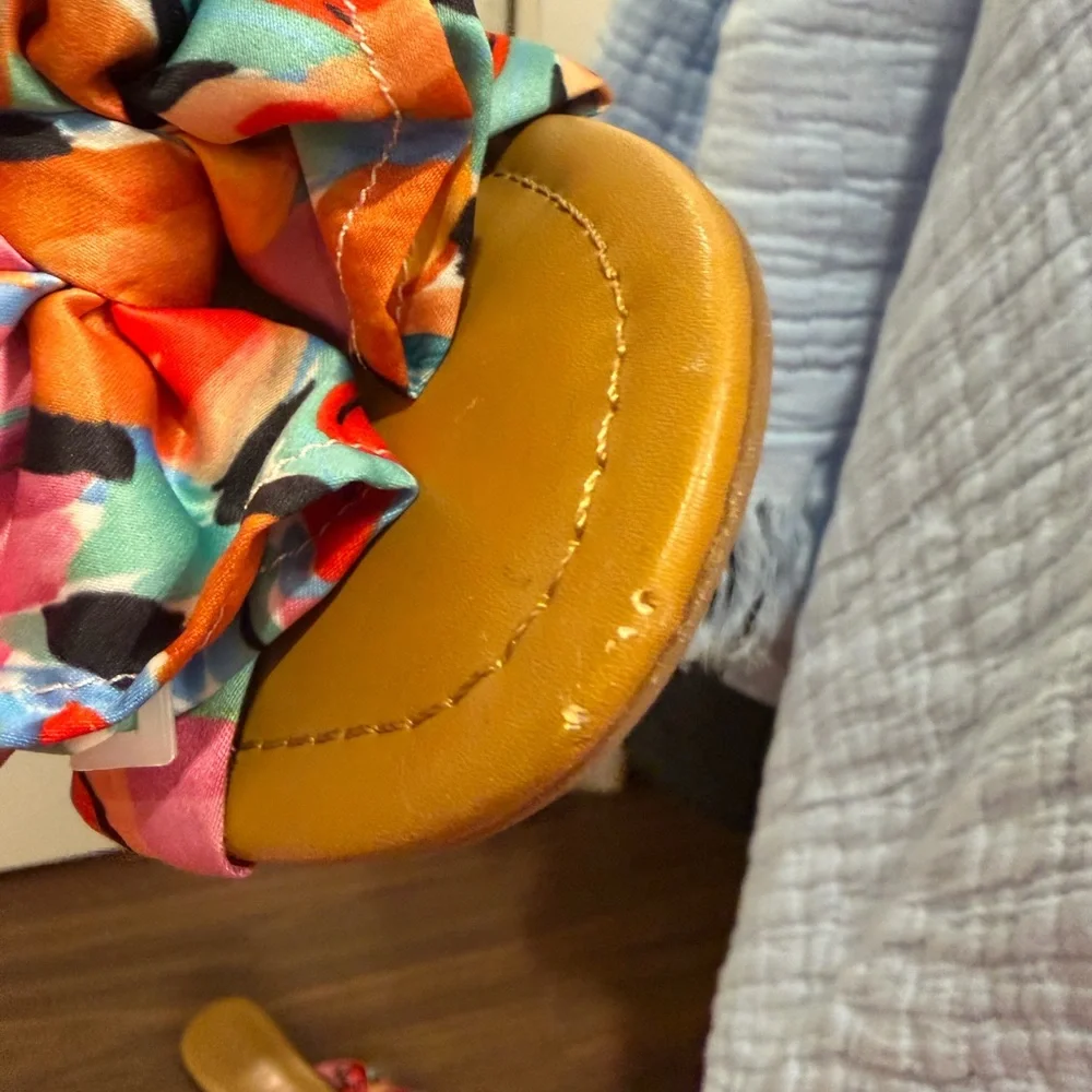 Gianni Bini -“Zereena” Multi-Color Floral Bow Flat Slide Sandals-Pink and Orange - Picture 4 of 5